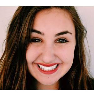 Meet your Posher, Kayla